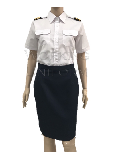 เสื้อนักบินหญิงแขนสั้น ผ้าคอมทวิว IN STOCK (ไม่รวมบั้ง) เสื้อนักบินหญิงแขนสั้น ผ้าคอมทวิว IN STOCK (ไม่รวมบั้ง)